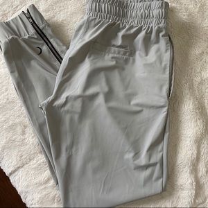 Zyia everywhere zipper joggers